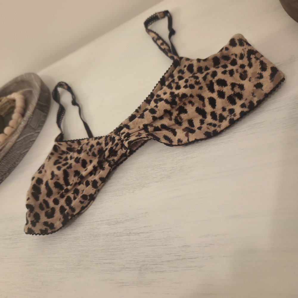 SKIMS Sienna Jaguar Skimpy Picot Scoop Bralette - Picture 8 of 12